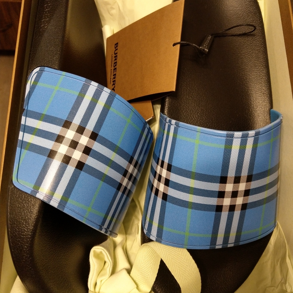 COPY - Burberry Slides
